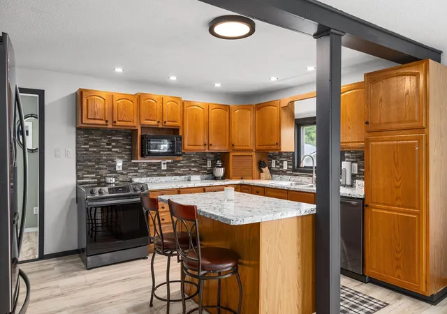 3rd image of 46825 Oak Hill Ln, La Crescent, MN 55947 | MLS# 7099964