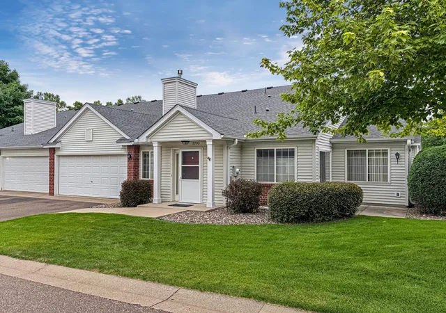 Homes for sale in Inver Grove Heights, MN | 2790 87th St E #11, Inver Grove Heights, MN 55076 | MLS# 7099966