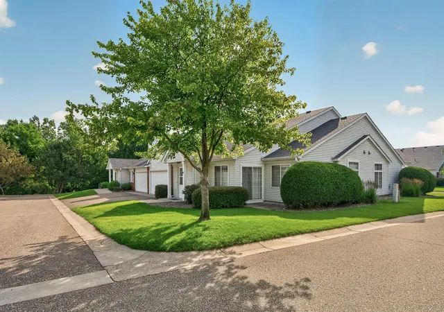 Homes for sale in Inver Grove Heights, MN | 2790 87th St E #11, Inver Grove Heights, MN 55076 | MLS# 7099966