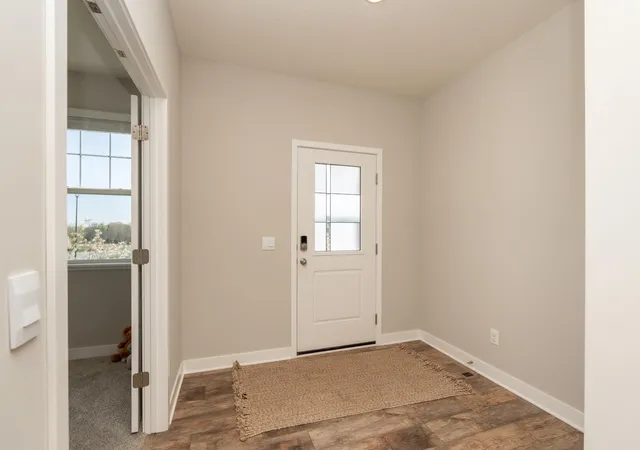 4th image of 1716 Rainier Dr, Shakopee, MN 55379 | MLS# 7099973