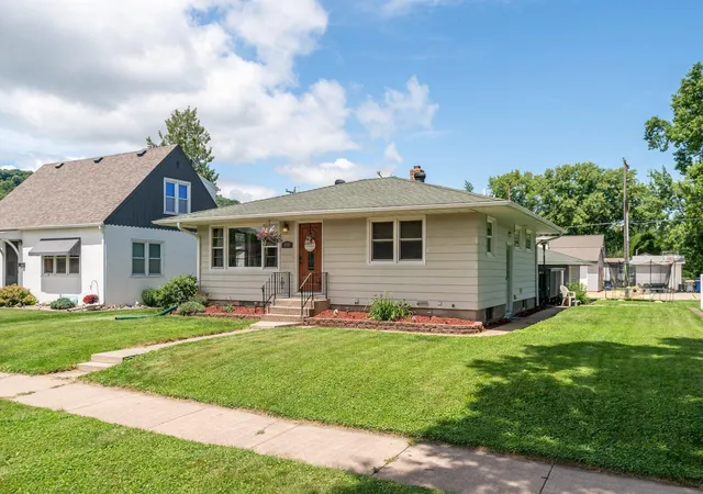 24th image of 512 S 1st St, La Crescent, MN 55947 | MLS# 7099982