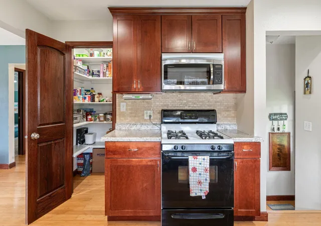 3rd image of 512 S 1St St, La Crescent, MN 55947 | MLS# 7099982