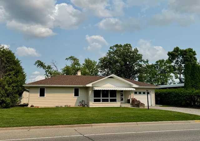 1st image of 1706 Irvine Ave Nw, Bemidji, MN 56601 | MLS# 7100007
