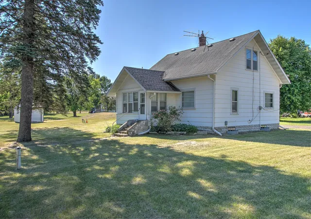 Homes for sale in Stanchfield, MN | 38897 Okinawa St Ne, Stanchfield, MN 55080 | MLS# 7100081
