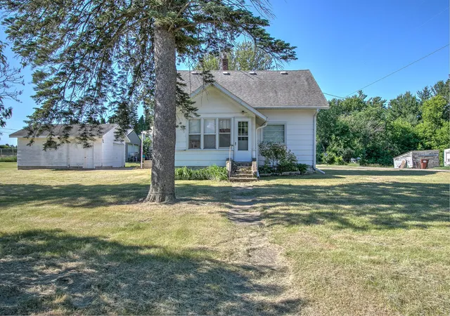 Homes for sale in Stanchfield, MN | 38897 Okinawa St Ne, Stanchfield, MN 55080 | MLS# 7100081