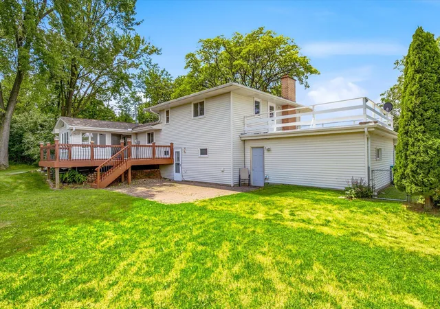 43rd image of 11111 Carver Ct, Burnsville, MN 55337 | MLS# 7100087