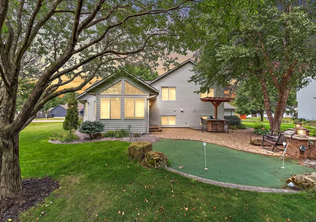 Photo 2 of Single family home for sale at 9013 Indian Blvd S, Cottage Grove, MN 55016 | MLS# 7100090 | Listing updated on 2026-09-18