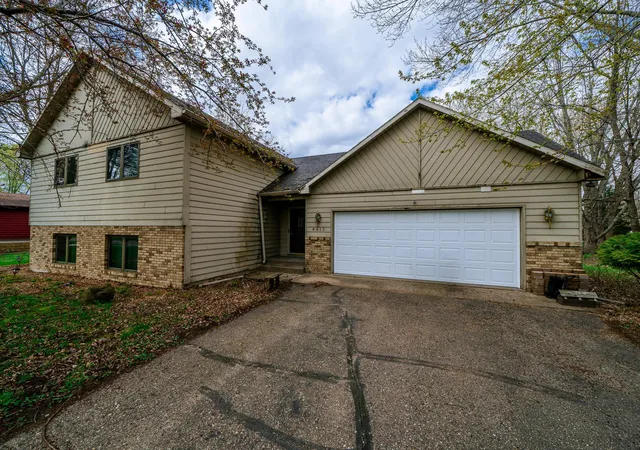 Photo 2 of Sale Pending at 6413 Laurel Rd, Saint Cloud, MN 56303 | MLS# 7100099 | Listing updated on 2026-09-15