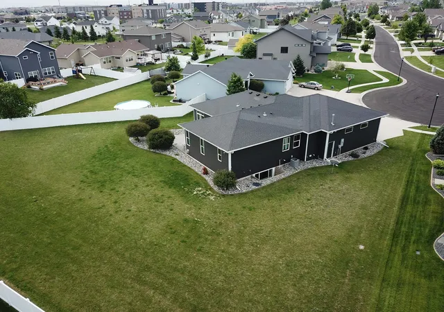 Homes for sale in West Fargo, ND | 2943 6Th St E, West Fargo, ND 58078 | MLS# 7100102