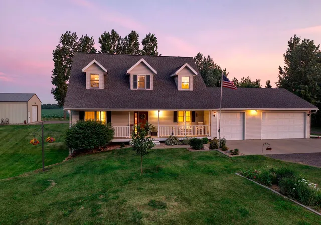Photo 2 of Sale Pending at 30000 Xylite St Ne, Isanti, MN 55040 | MLS# 7100115 | Listing updated on 2026-08-24