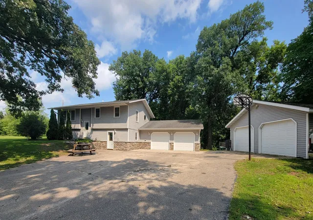 Homes for sale in Perham, MN | 40130 460th Ave, Perham, MN 56573 | MLS# 7100130