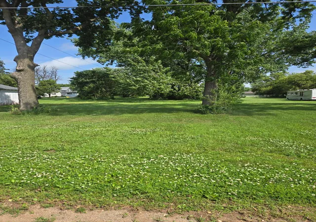 Homes for sale in Sherburn, MN | 300 W 2nd St, Sherburn, MN 56171 | MLS# 7100134
