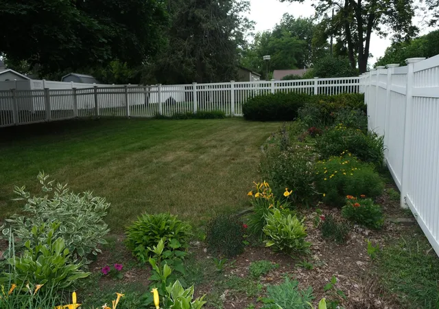 Photo 3 of Single family home for sale at 401 Logan Ave, Jackson, MN 56143 | MLS# 7100153 | Listing updated on 2026-08-31