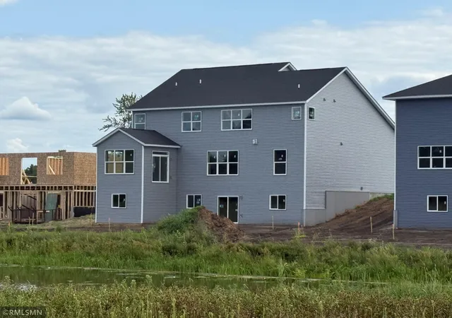 Photo 3 of Sale Pending at 1725 Meadows Dr NE, Cedar, MN 55011 | MLS# 7100163 | Listing updated on 2026-08-26