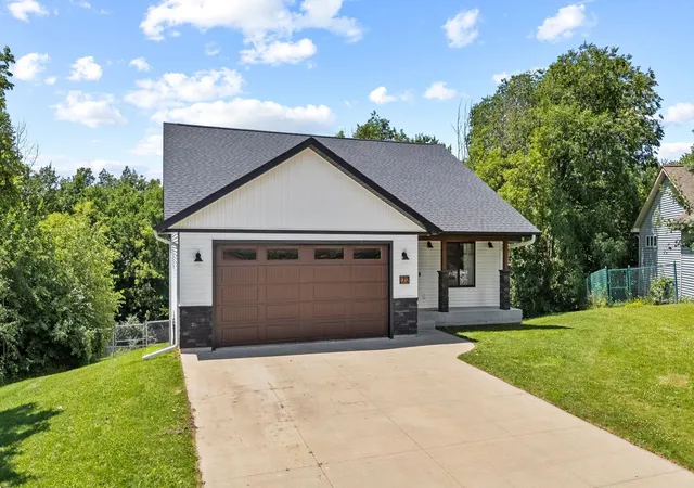 Homes for sale in Spring Valley, WI | W1202 Oakridge Ct, Spring Valley, WI 54767 | MLS# 7100239
