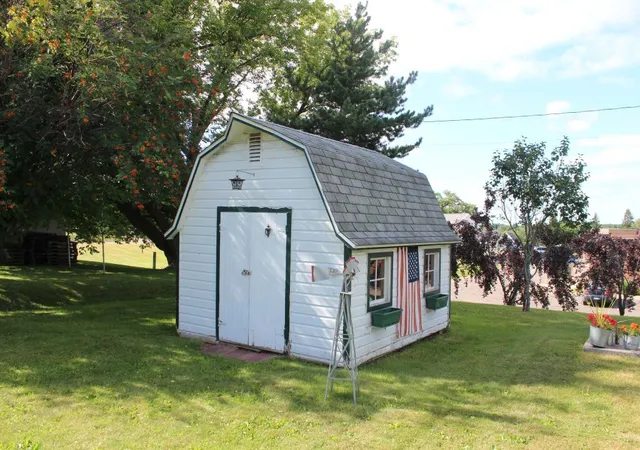 4th image of 222 E Saint George Ave, Grantsburg, WI 54840 | MLS# 7100246