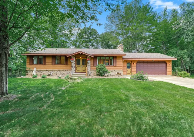 Homes for sale in Cedar, MN | 21430 W Birchwood Cir Ne, Cedar, MN 55011 | MLS# 7100248
