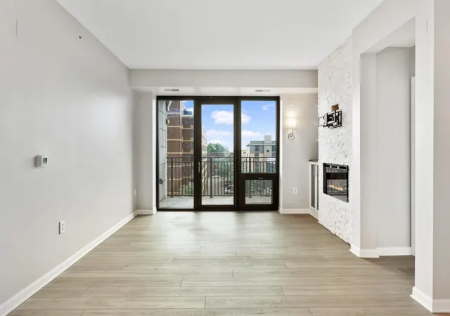Homes for sale in Minneapolis, MN | 500 E Grant St #407, Minneapolis, MN 55404 | MLS# 7100252