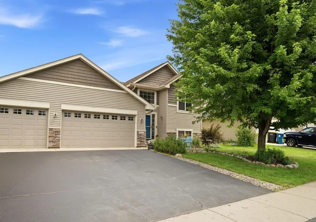 1st image of 1773 Gotland Ln, Shakopee, MN 55379 | MLS# 7100281