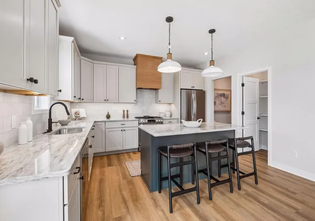 4th image of 6188 Harkness Ln S, Cottage Grove, MN 55016 | MLS# 7100293