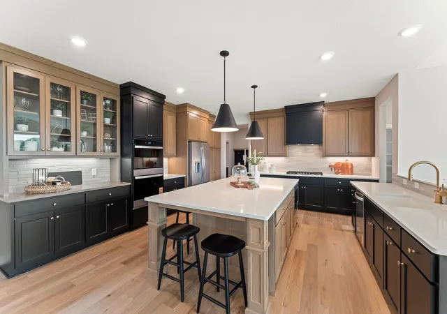 3rd image of 8030 196Th St W, Lakeville, MN 55044 | MLS# 7100295