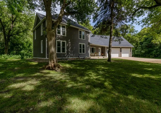 Photo 3 of Single family home for sale at 58385 Kirkwood Rd, Mankato, MN 56001 | MLS# 7100325 | Listing updated on 2026-08-07