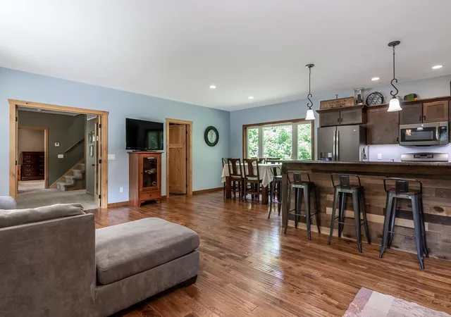 Photo 4 of Single family home for sale at 58385 Kirkwood Rd, Mankato, MN 56001 | MLS# 7100325 | Listing updated on 2026-08-07