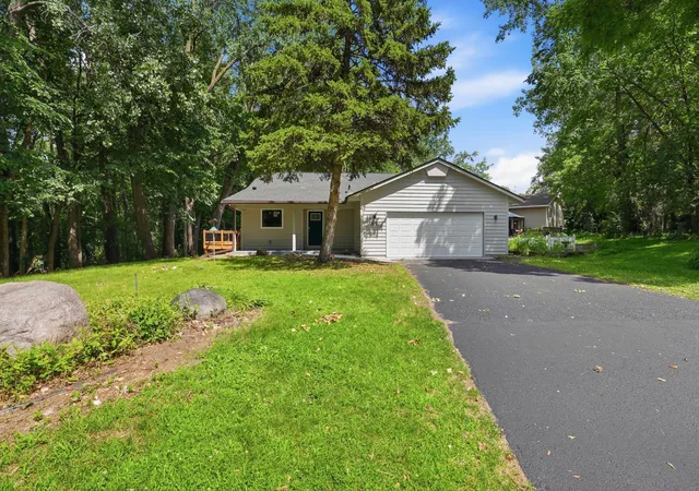 Homes for sale in Hopkins, MN | 1521 Archwood Rd, Hopkins, MN 55305 | MLS# 7100350