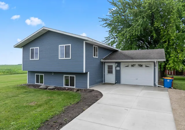 Homes for sale in Blooming Prairie, MN | 647 2nd St Ne, Blooming Prairie, MN 55917 | MLS# 7100354
