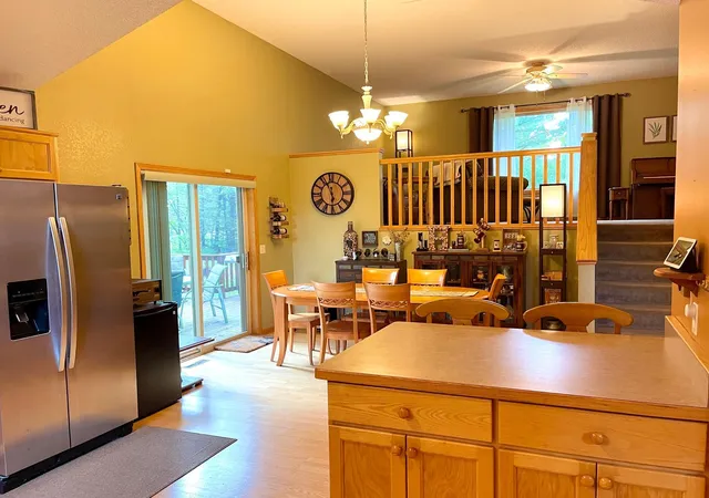 3rd image of 13961 Grand Oaks Ct, Baxter, MN 56425 | MLS# 7100360