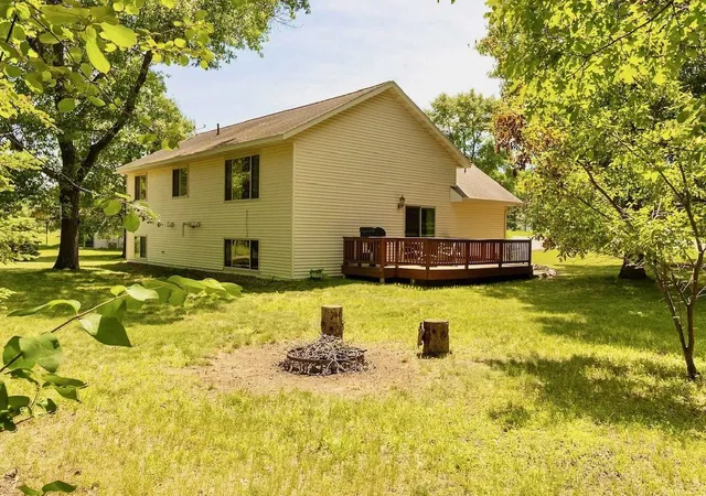 Photo 3 of Single family home for sale at 13961 Grand Oaks Ct, Baxter, MN 56425 | MLS# 7100360 | Listing updated on 2026-09-28