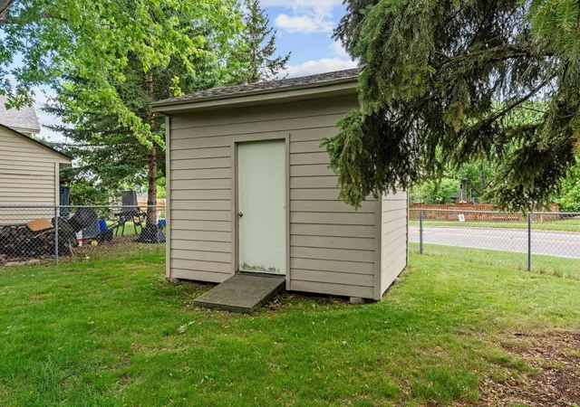 28th image of 7581 23rd St N, Saint Paul, MN 55128 | MLS# 7100369
