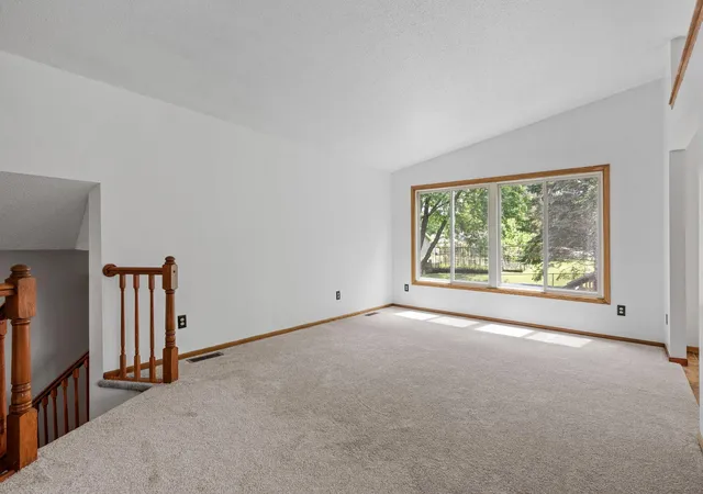 5th image of 7581 23Rd St N, Saint Paul, MN 55128 | MLS# 7100369
