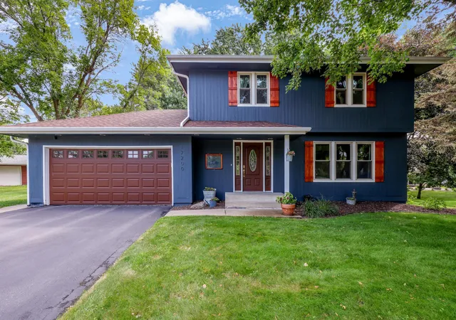 1st image of 17200 Barberry Cir, Eden Prairie, MN 55346 | MLS# 7100373
