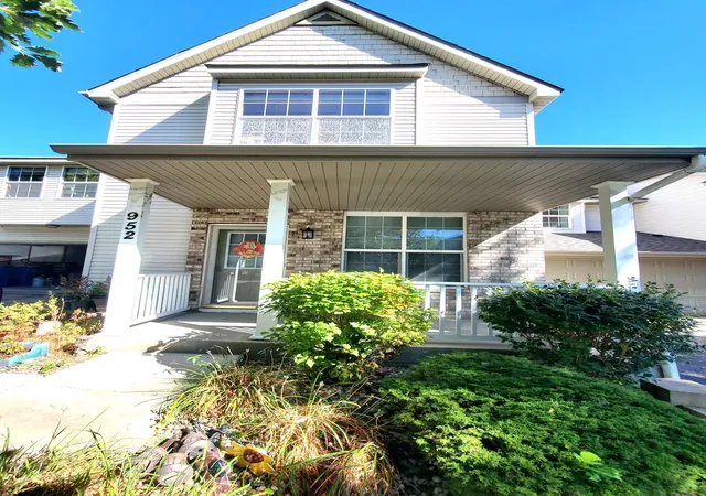 2nd image of 952 Conner St, Chaska, MN 55318 | MLS# 7100411