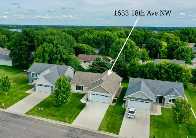 Homes for sale in Willmar, MN | 1633 18th Ave Nw, Willmar, MN 56201 | MLS# 7100412