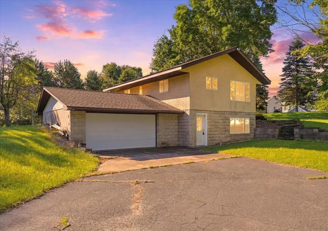 1st image of 796 Magnor Lake Dr, Clayton, WI 54004 | MLS# 7100420