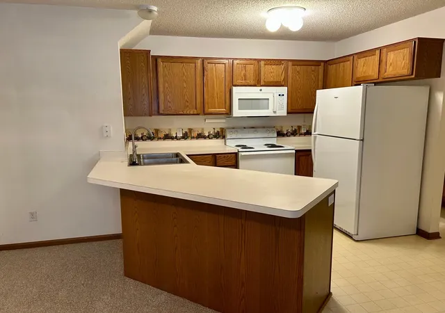 Photo 1 of Single family home for sale at 1729 Riverwood Dr #64, Burnsville, MN 55337 | MLS# 7100464 | Listing updated on 2026-08-27