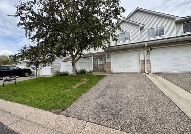 Photo 2 of Single family home for sale at 1729 Riverwood Dr #64, Burnsville, MN 55337 | MLS# 7100464 | Listing updated on 2026-08-27