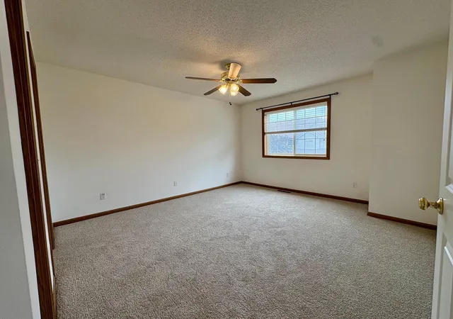 Photo 5 of Single family home for sale at 1729 Riverwood Dr #64, Burnsville, MN 55337 | MLS# 7100464 | Listing updated on 2026-08-27