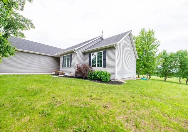 Homes for sale in Dassel, MN | 71187 240Th St, Dassel, MN 55325 | MLS# 7100479
