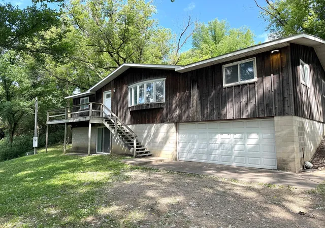 Homes for sale in Morton, MN | 33672 County Road 15, Morton, MN 56270 | MLS# 7100502