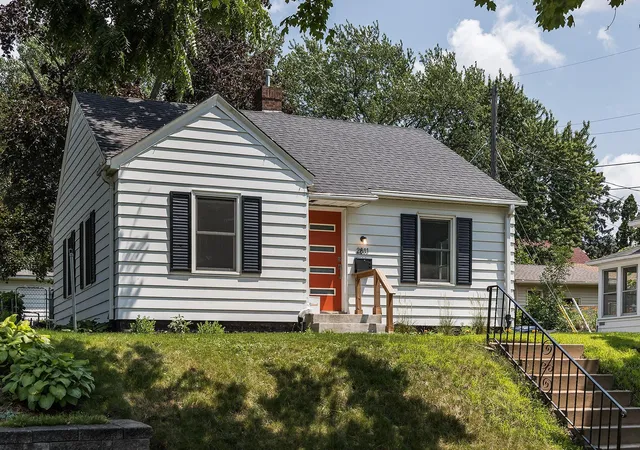 Homes for sale in Minneapolis, MN | 2811 Fillmore St Ne, Minneapolis, MN 55418 | MLS# 7100530