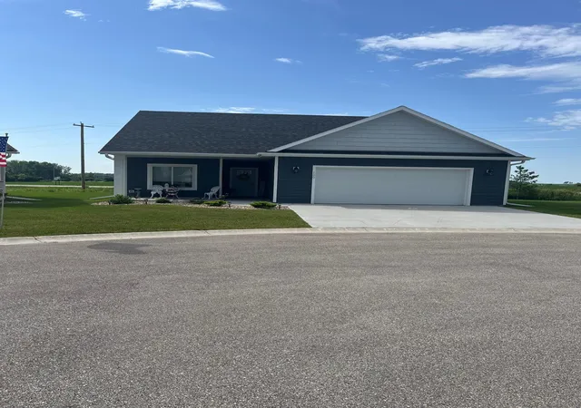 Homes for sale in Kasson, MN | 100 Willow Ln Nw, Kasson, MN 55944 | MLS# 7100532