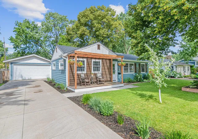Homes for sale in Bloomington, MN | 8332 11th Ave S, Bloomington, MN 55420 | MLS# 7100561