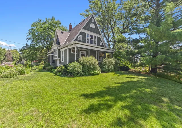 2nd image of 228 Summit Ave, Center City, MN 55012 | MLS# 7100564