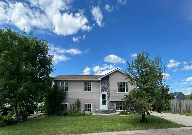 Homes for sale in Hugo, MN | 1994 Robin Ln N, Hugo, MN 55038 | MLS# 7100574