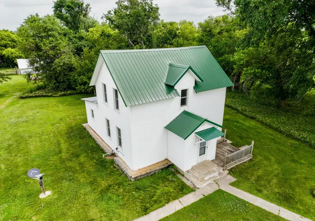 Homes for sale in Granite Falls, MN | 4932 220Th Ave, Granite Falls, MN 56241 | MLS# 7100615