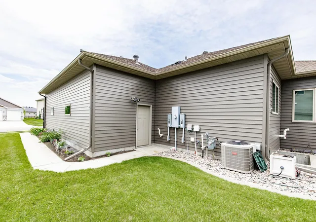 Homes for sale in Moorhead, MN | 3814 22nd Ave S, Moorhead, MN 56560 | MLS# 7100625