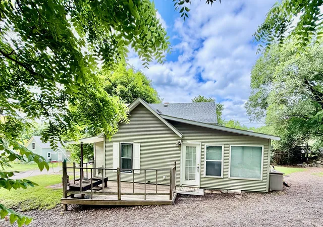 Homes for sale in Lake Benton, MN | 305 Garfield St S, Lake Benton, MN 56149 | MLS# 7100629